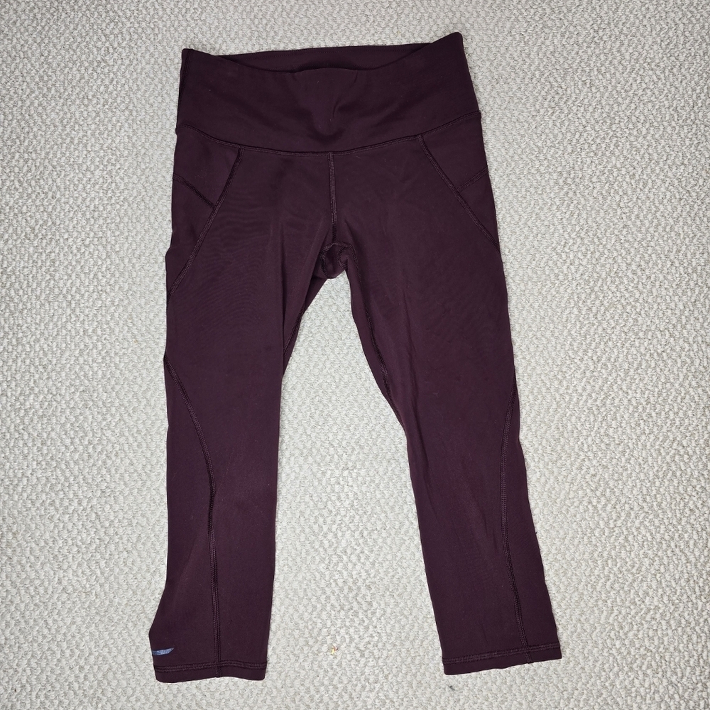Athleta Burgundy Capri Length Legging Small